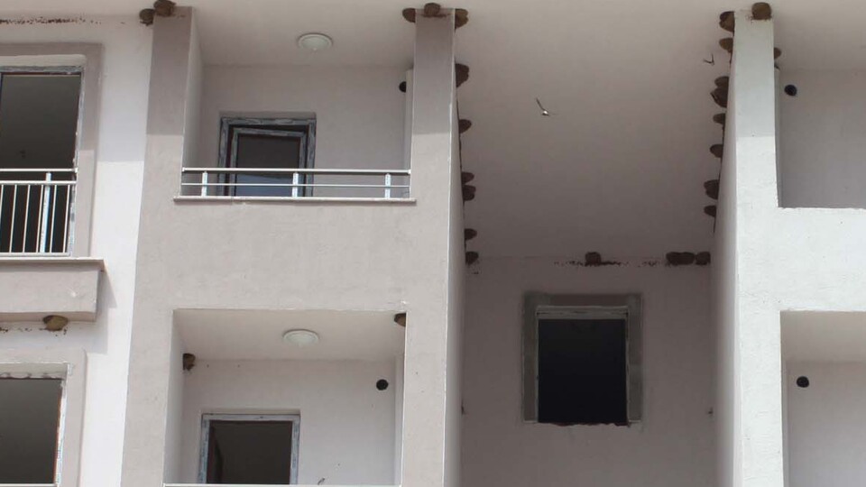 Görür görmez inşaatı durdurdular! 252 konut yapılacaktı