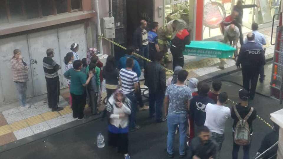 3 yaşındaki oğlunu alevlerden kurtaramadı