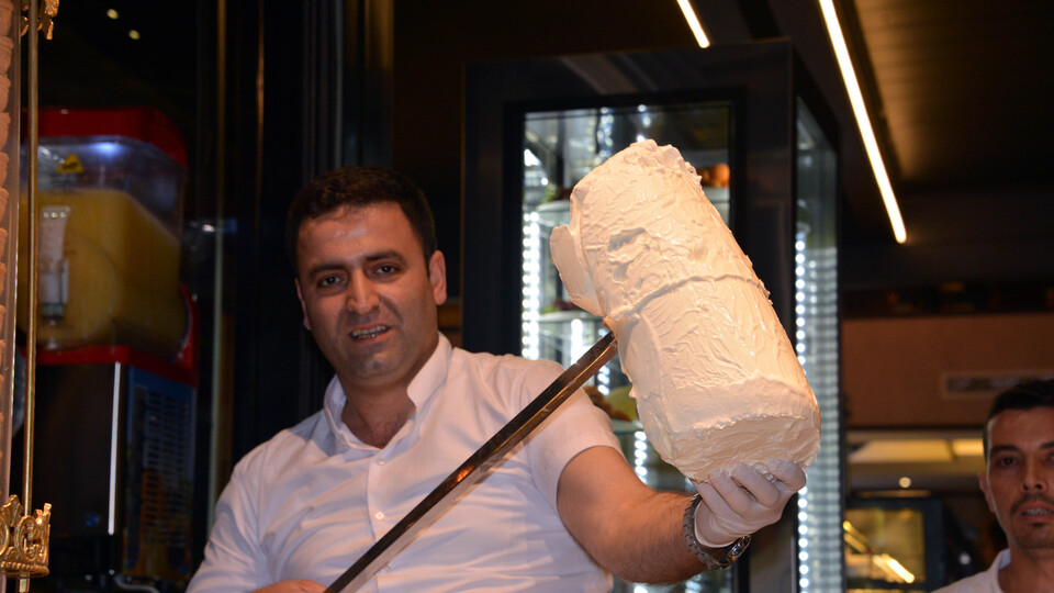 'Maraş dondurması' diyene ceza geliyor