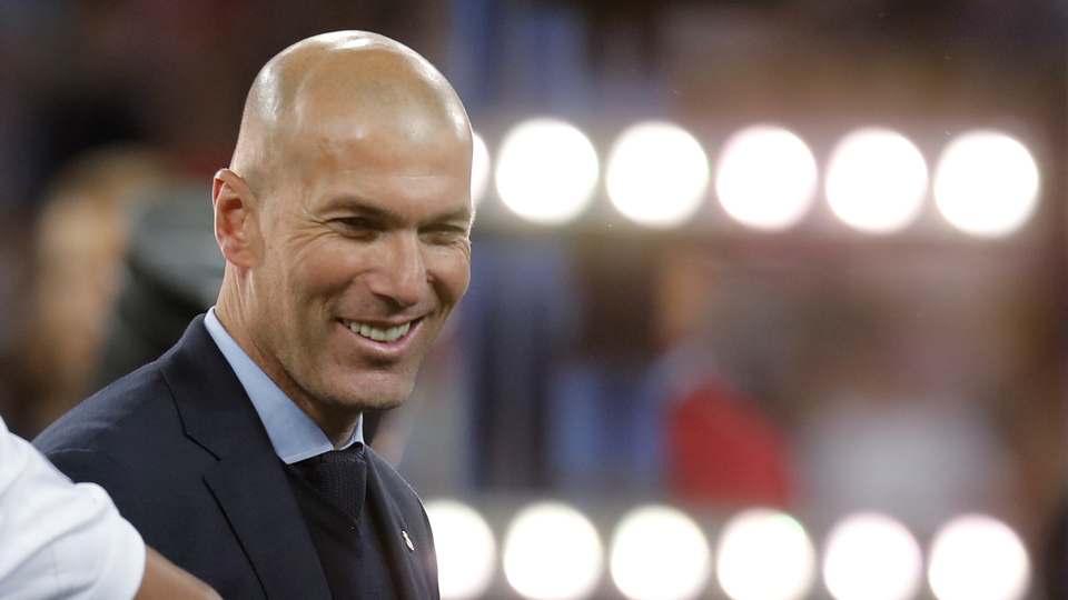 Zidane'dan oyuncusuna nazire!