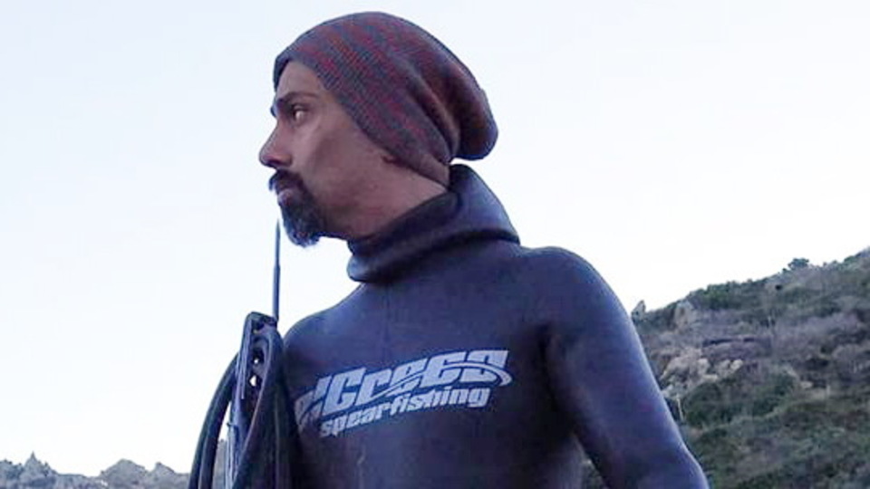 Zıpkınla balık sonu oldu!