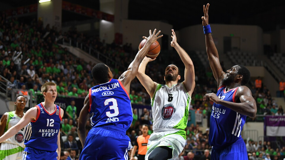 TOFAŞ, Efes'i farklı geçti!