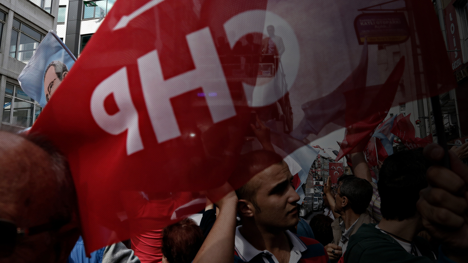 Vergi, prim borcu olmayana faizsiz kredi taahhüdü