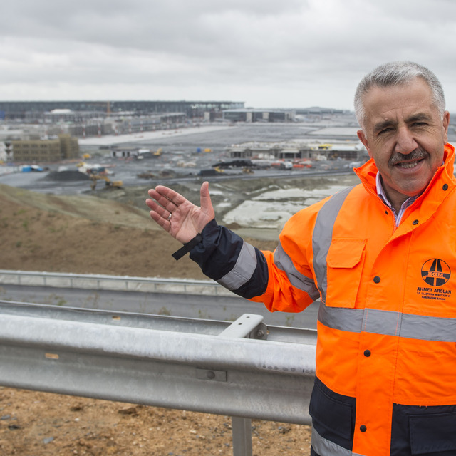 Bakan Arslan'dan 3.Havalimanı açıklaması