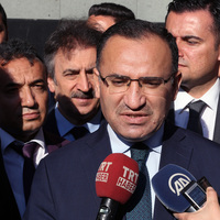 Bozdağ'dan İnce'nin "FETÖ elebaşının iadesi" iddialarına açıklama