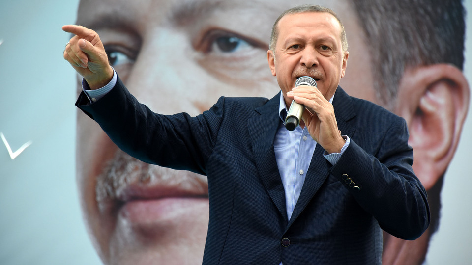 Erdoğan'a bir partiden daha destek