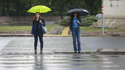 Ankara'yı yağmur ve dolu vurdu! Bir ile daha "acil" koduyla uyarı