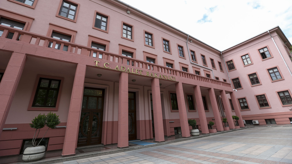 CHP'den, Adalet Bakanlığı'na 'Gülen'in iadesi' başvurusu