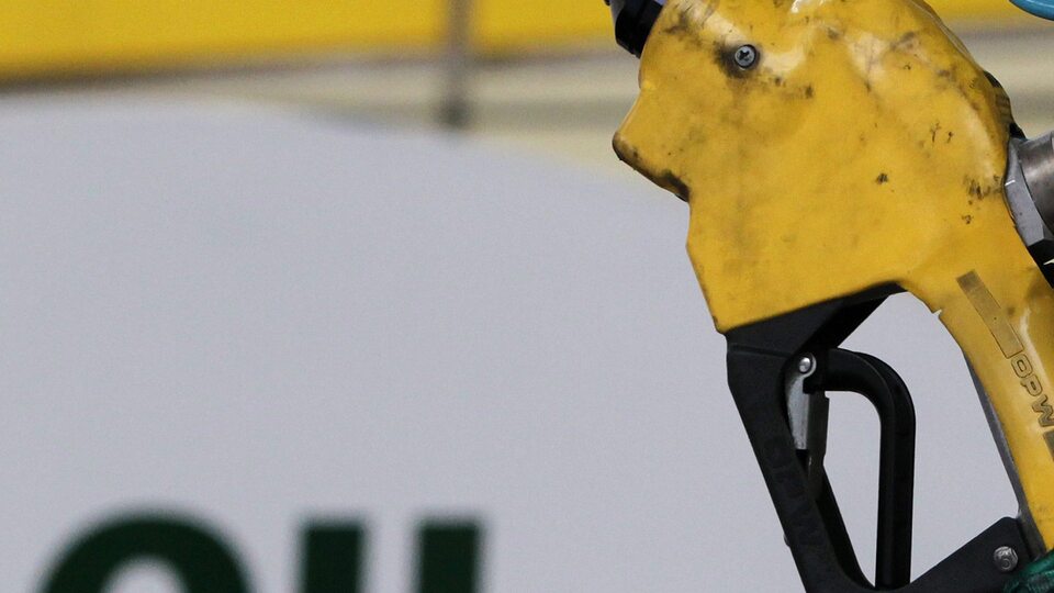 Brent petrolün varili 75 dolara indi