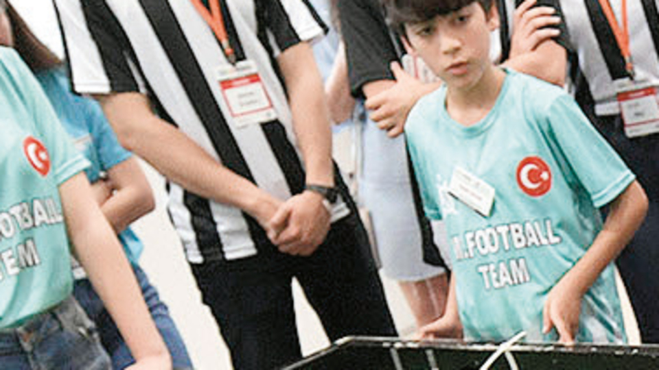 Robot Olimpiyatı'nda 11 takım derece aldı