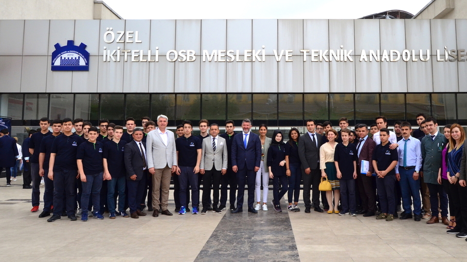 Sanayideki tecrübeyi meslek lisesine aktaracak