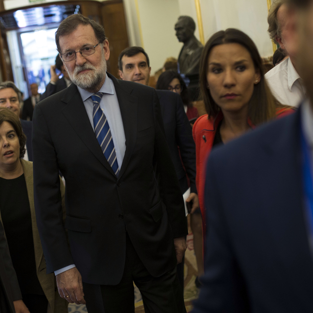 İspanya'da Rajoy hükümeti güven oylamasına gidiyor!