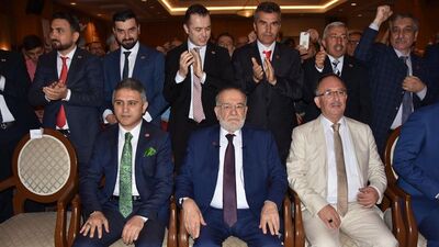Karamollaoğlu: 15 Temmuz kalkışması ile mücadele edemediler