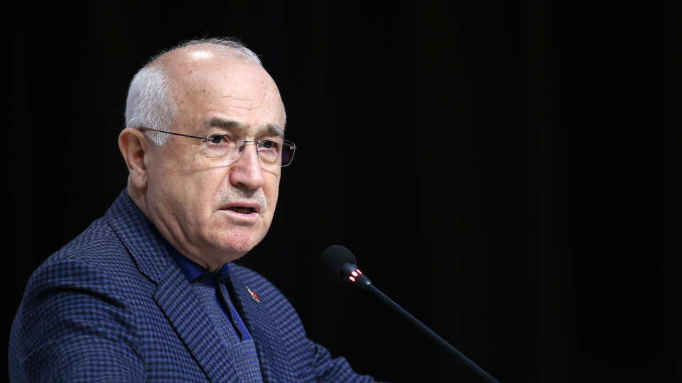 Sosyal medyadaki 'mvcemilcicek'e gözaltı