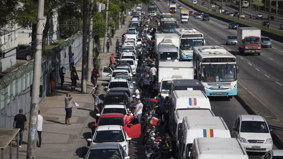 Brezilyalı kamyoncular istediğini aldı