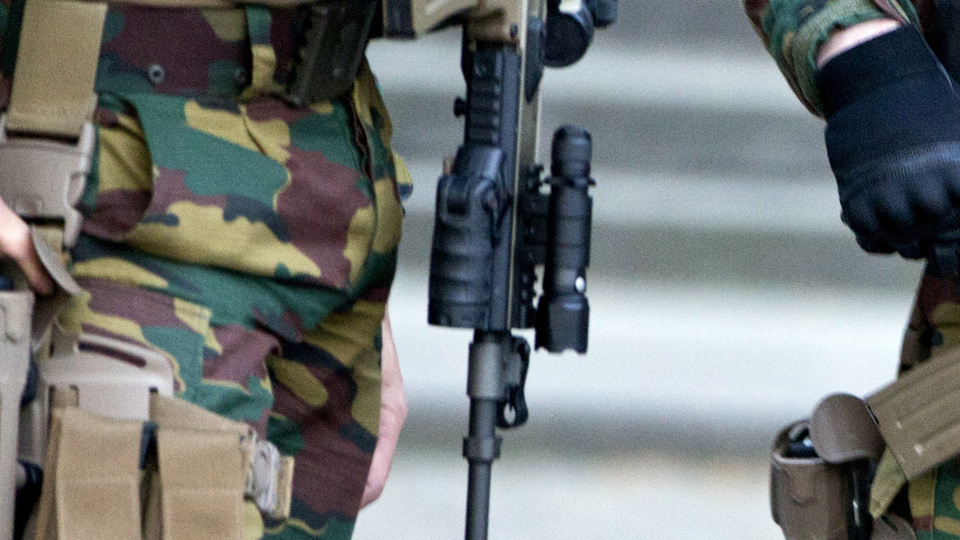 Belçika'da silahlı saldırı! 2 polis öldürüldü...