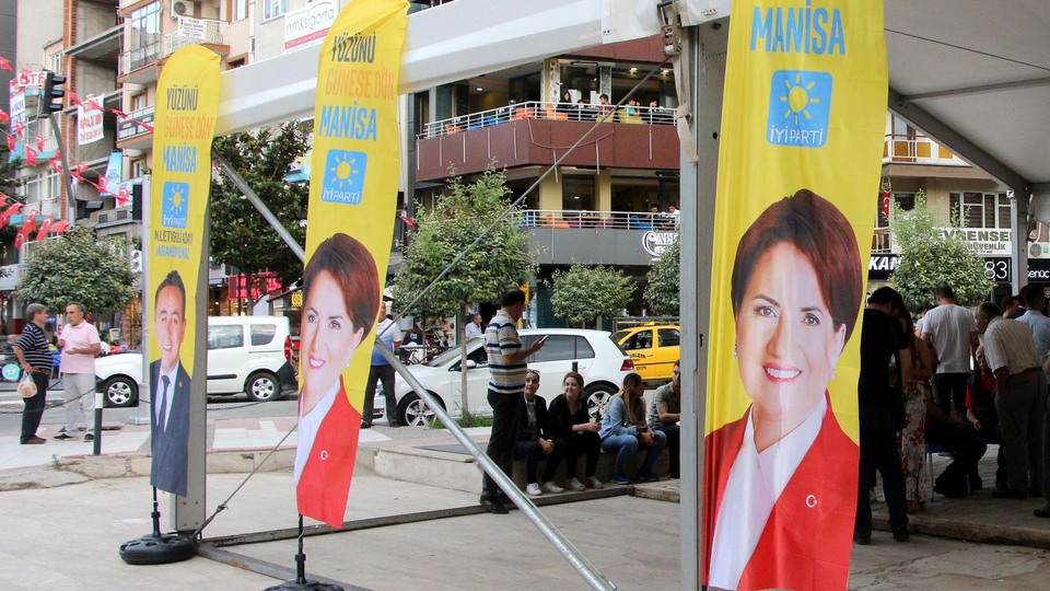 İYİ Parti'de 34 istifa