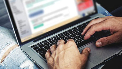 Sohbet odasında pazarlık 'emoji'lerle uyuşturucu