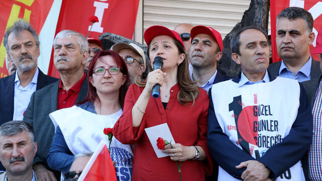 DİSK'e ilk kadın başkan