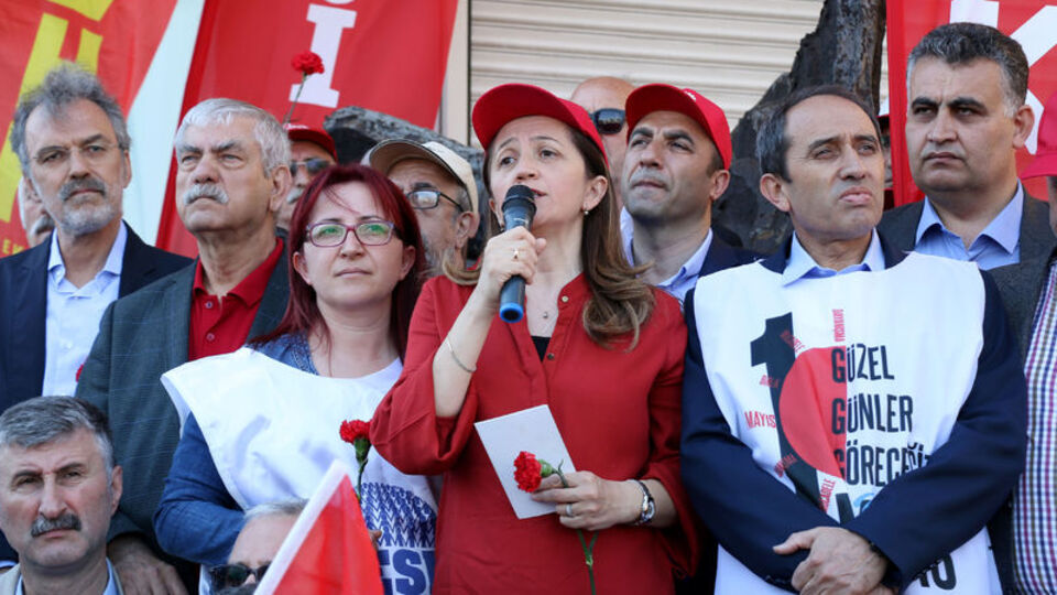 DİSK'e ilk kadın başkan