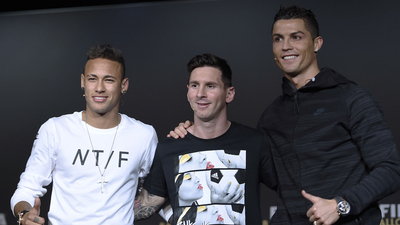 Ronaldo, Neymar ve Messi'ye fark attı
