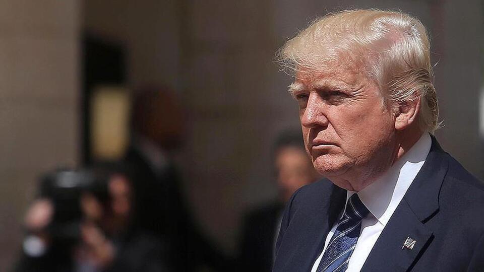 Trump, Adalet Bakanı Sessions'ı seçmekten pişman