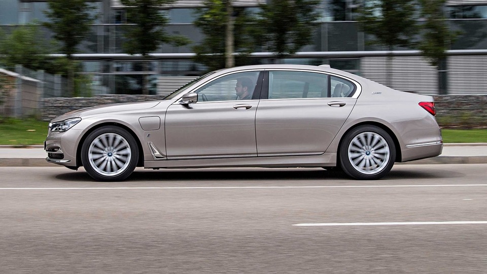 Çin'de bir ilk! Otomotiv devi izni kaptı