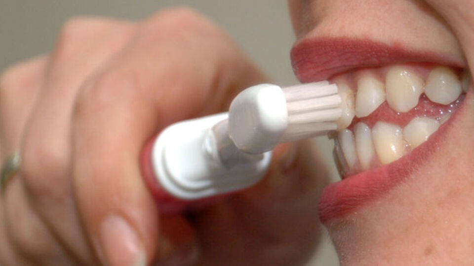 Diş fırçalamak orucu bozar mı? Orucu bozan durumlar nelerdir?