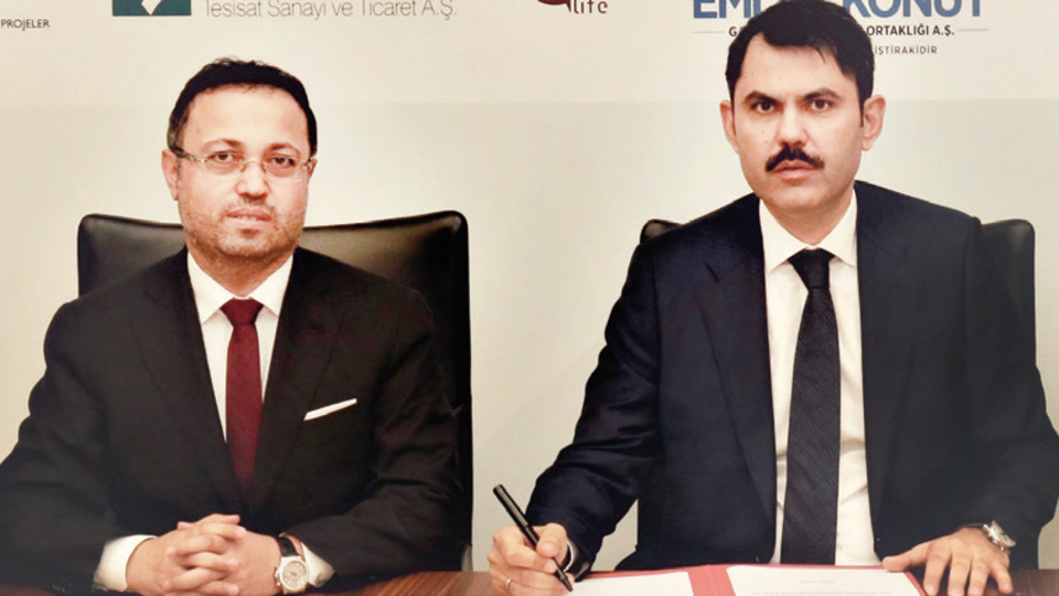 1.1 milyar liralık imza