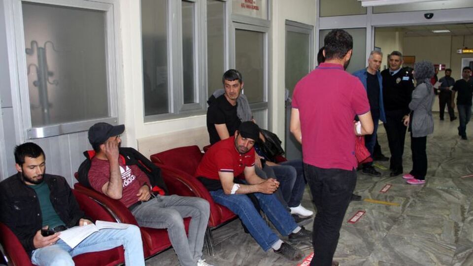 Sahur yemeğinde zehirlendiler! 2 işçi öldü