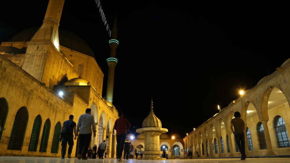 Şanlıurfa iftar ve sahur saatleri