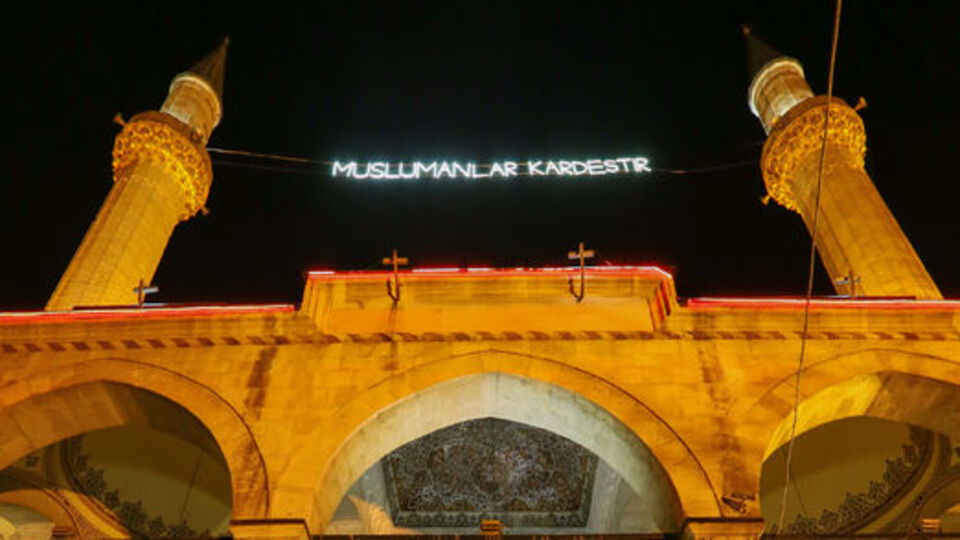 Manisa iftar ve sahur saatleri