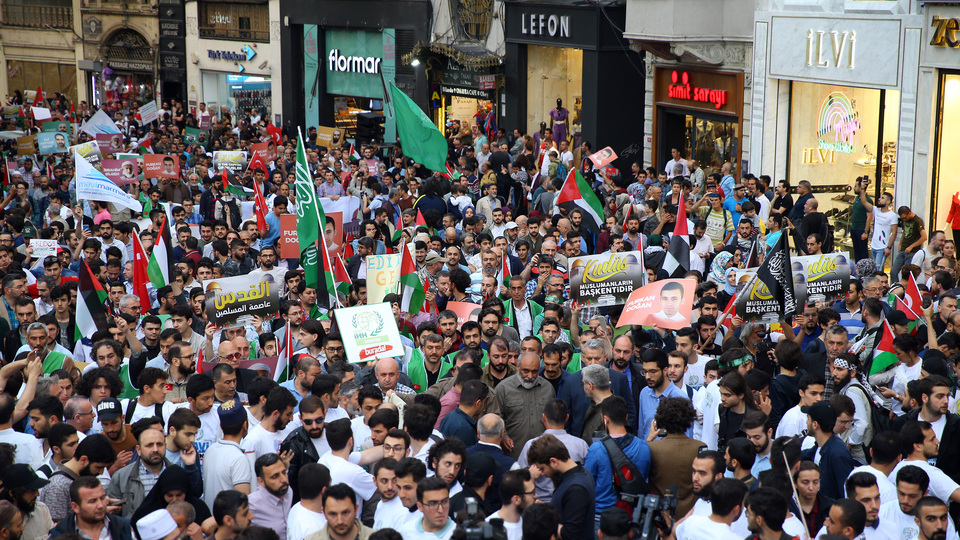 Antalya'da Mavi Marmara şehitleri anıldı