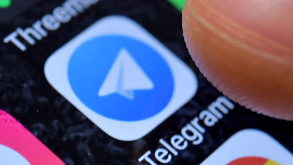 Apple popüler uygulamayı yasaklıyor mu?