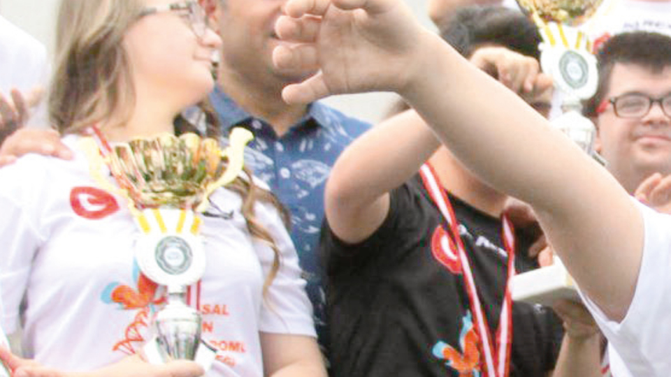 Altay'dan çok özel kupa