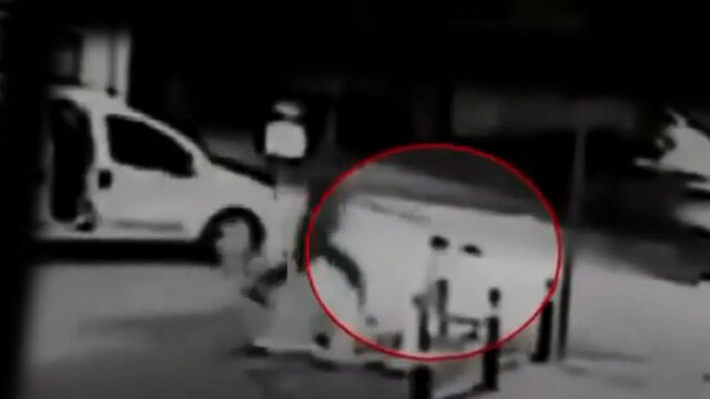 Oğluna sarılırken kurşun yağmuruna tutuldu