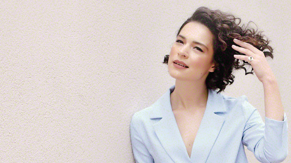 Şafak Pekdemir: Oyunculuk kendimi tanımama yardım etti