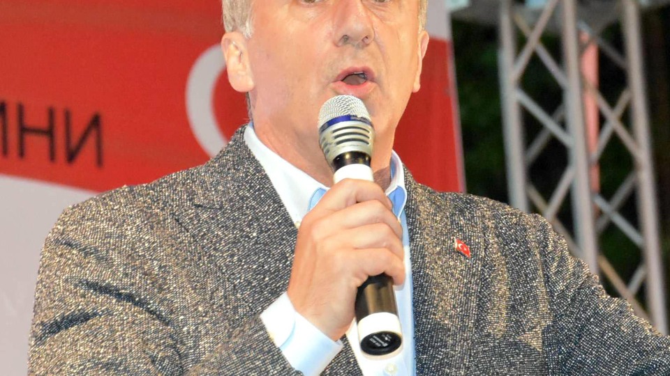 Muharrem İnce: 600 milletvekili Türkiye'ye çok