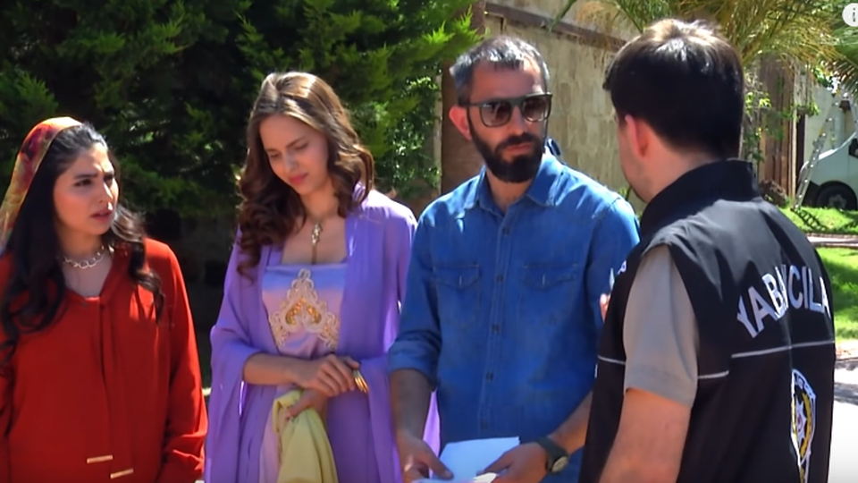 Ünlü oyuncuya büyük şok!