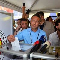 Yeni başkan Ali Koç!