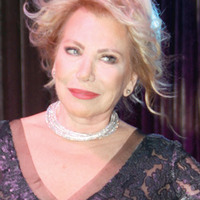 Dostlarını ağırladı