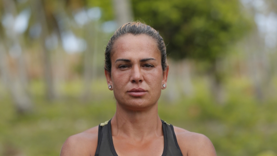 Nagihan Karadere Kimdir?