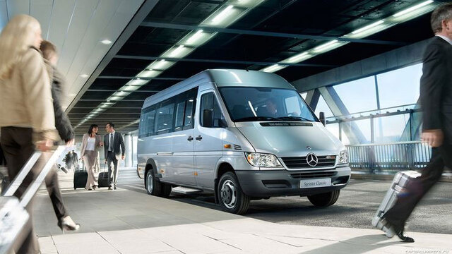 Mercedes-Benz bin 426 aracını daha geri çağırıyor