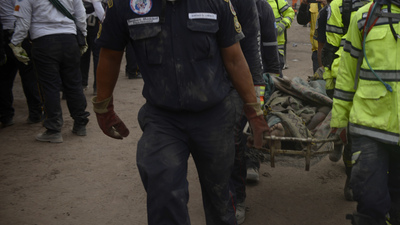 Patlamalar devam ediyor... Ölü sayısı hızla artıyor