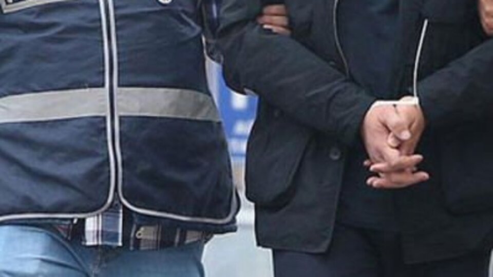 Kayseri'de FETÖ operasyonu! 2 asker tutuklandı