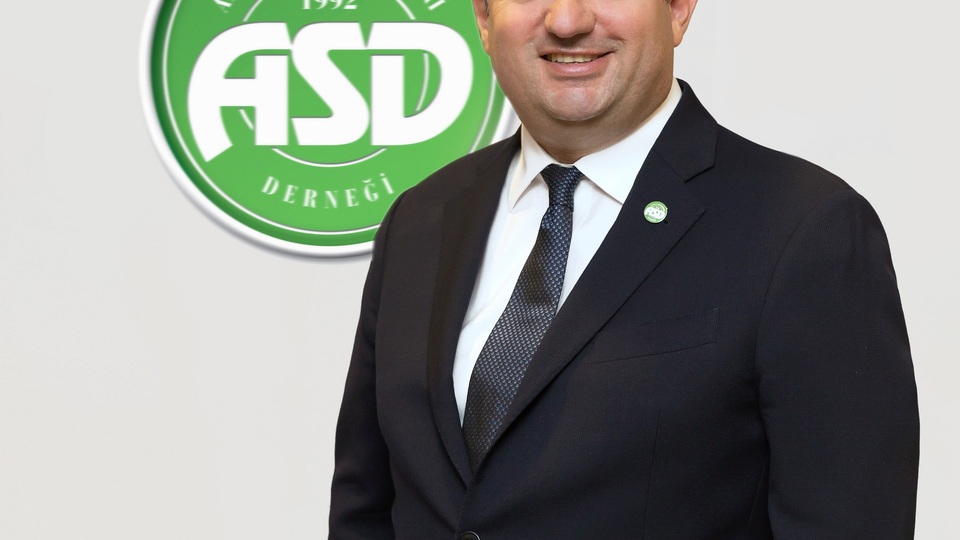 'Türkiye'nin geri dönüşümde gidecek çok yolu var'