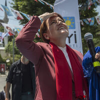 Akşener: Gerekirse YSK'nın önünde oturacağız