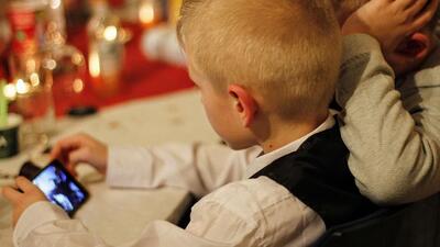 Kolej öğrencilerine cep telefonu yasağı