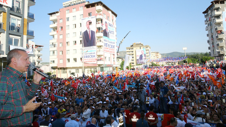 Erdoğan: Millet kıraathaneleri yapacağız