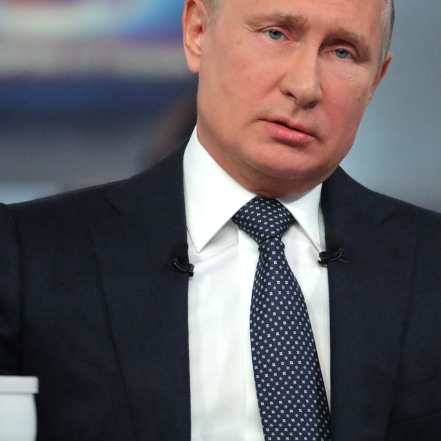 Putin: Şimdilik Suriye'den çekilmeyi düşünmüyoruz!